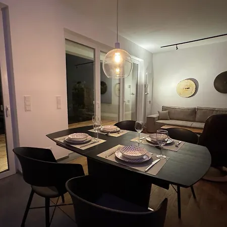 公寓 Nooqa - Living Collection - Parkplatz, Smart Tv, Kueche, Voll Ausgestattet