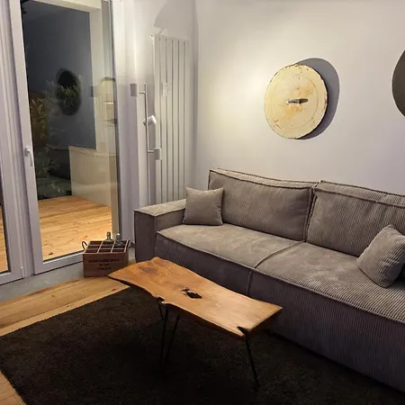 公寓 Nooqa - Living Collection - Parkplatz, Smart Tv, Kueche, Voll Ausgestattet *