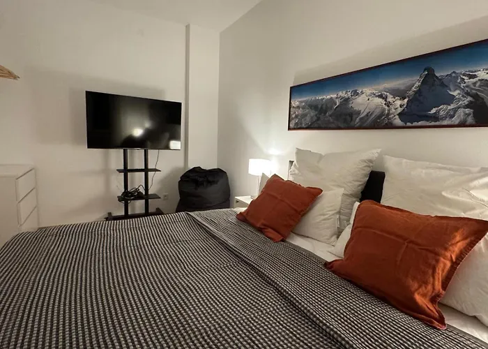 Nooqa - Living Collection - Parkplatz, Smart Tv, Kueche, Voll Ausgestattet Duisburgo